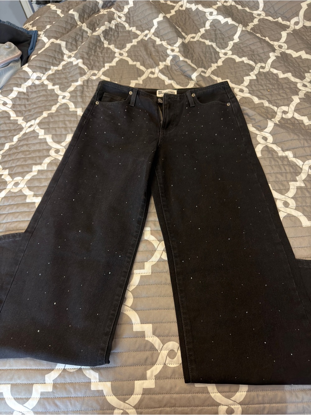 No Boundaries Black Wide-Leg Jeans with Subtle Rhinestones